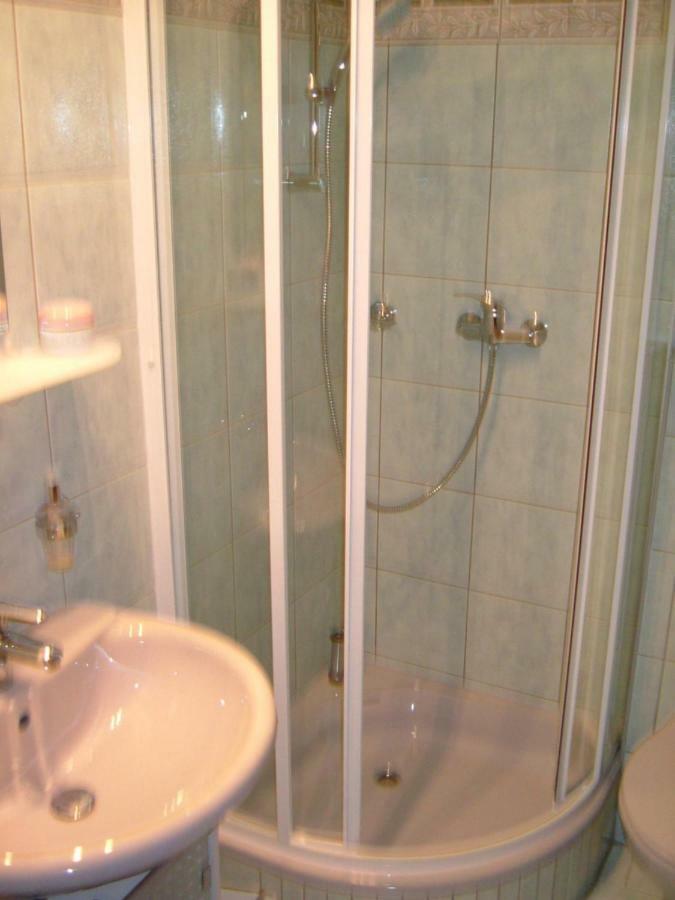 Appartement Querbach à Burgen  Extérieur photo